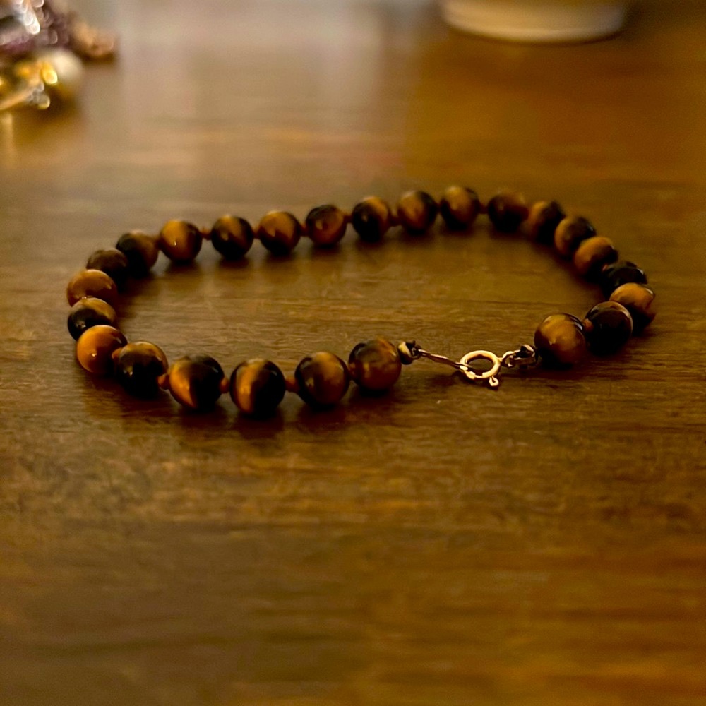 Hand knotted Italian goldstone bracelet with 14 kt gold clasp